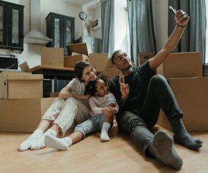 Novo Lar Longe de Casa: Casais Brasileiros no Exterior